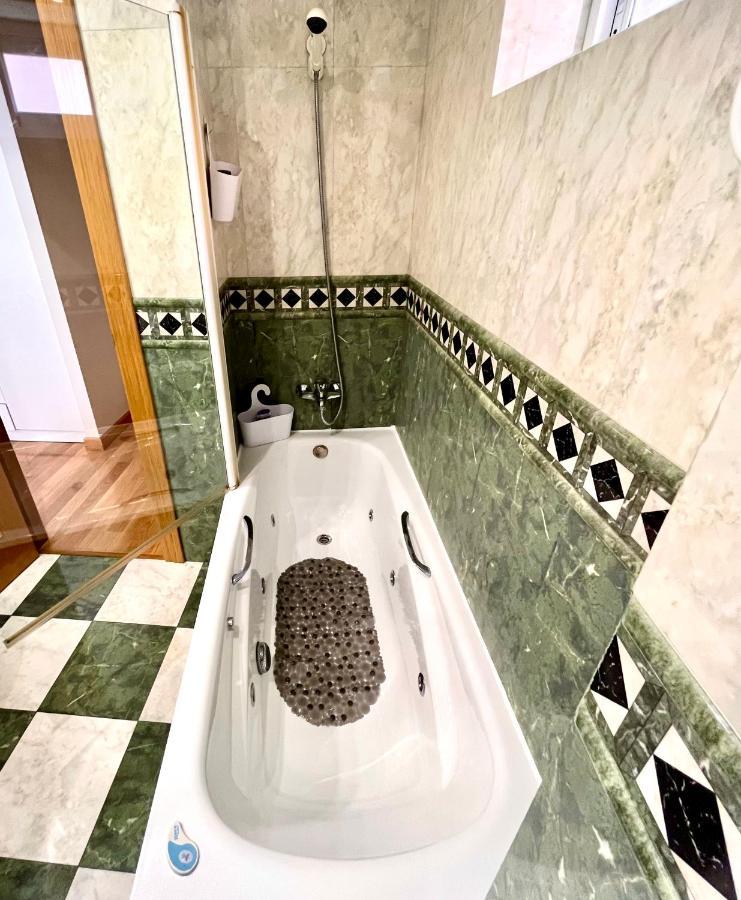 Apartamento Amplio Atico Junto A La Catedral *