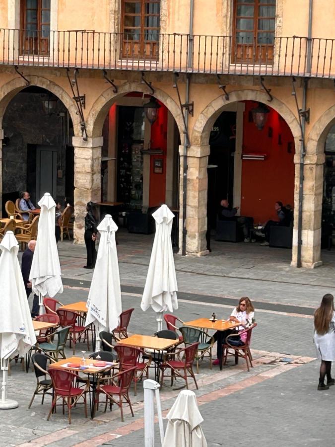 Plaza Mayor - Bohemia *