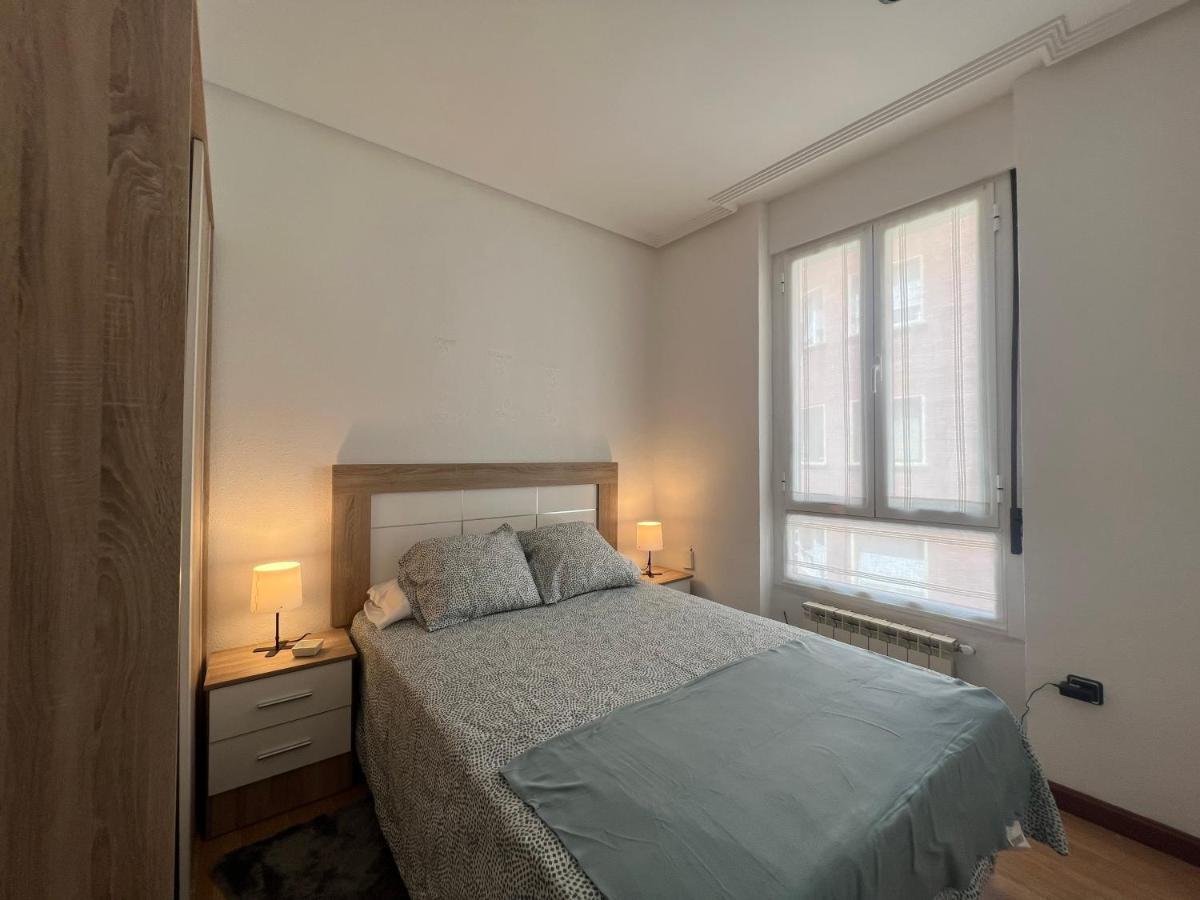 Apartment Blue Et Rose By Aroom Vut-le-966 Leon