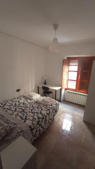 Apartment Piso Centrico En Casco Antiguo Leon