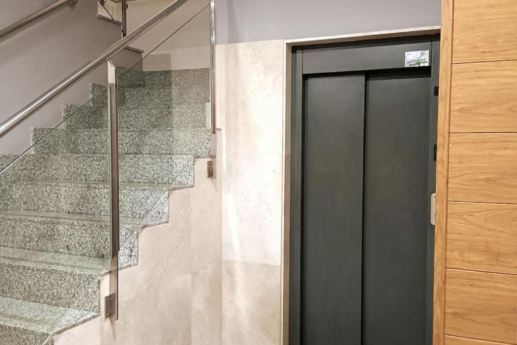 Superacogedor Y Semicentrico Piso Apartamento *