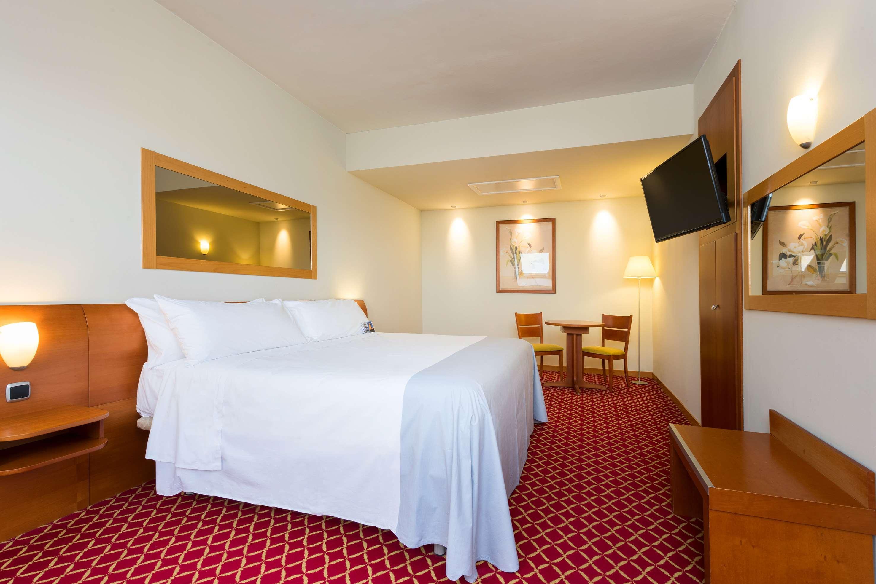 Hotel Camino Affiliated By Meliá 4*