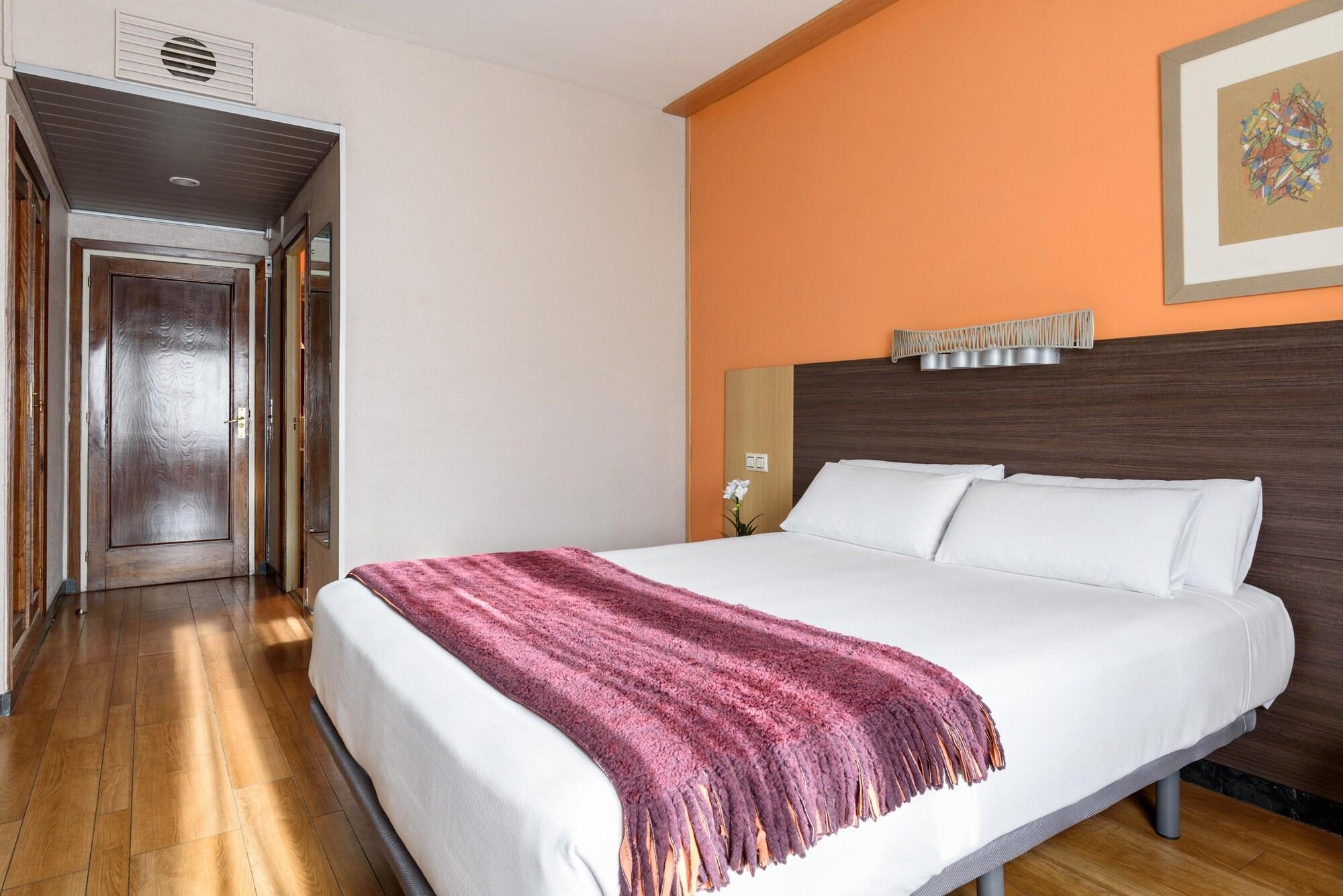 Crisol Quindós Hotel