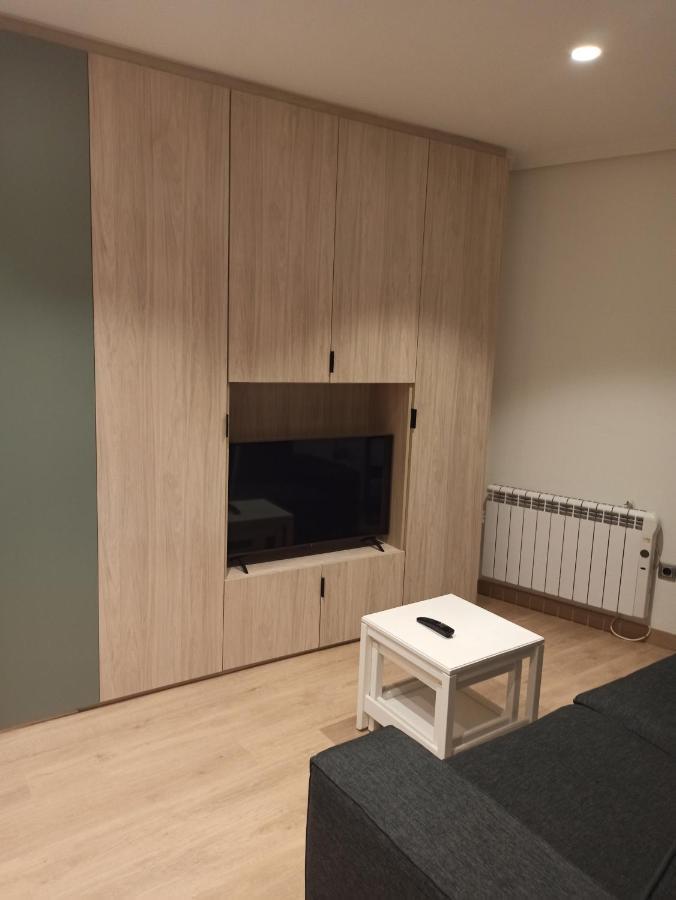 19 Living Apartment *