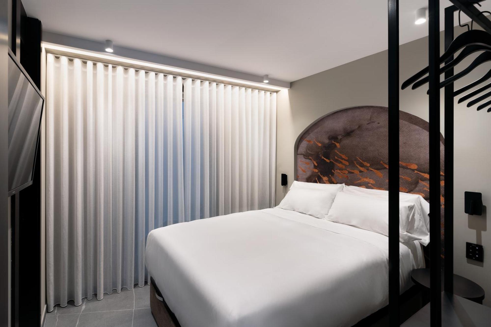 Mauro Apartahotel