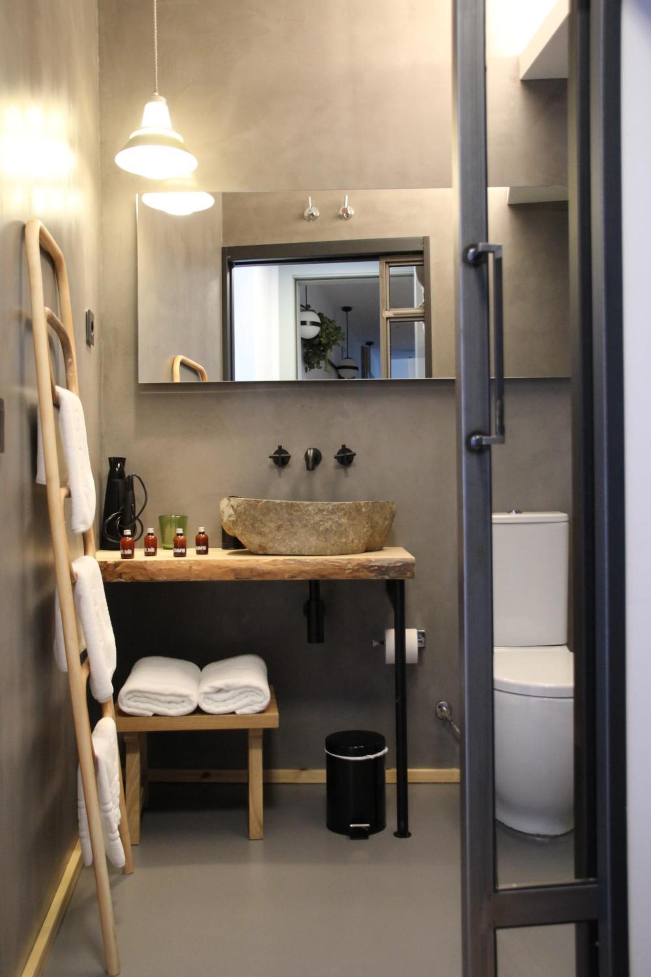 13 Guest house Leon