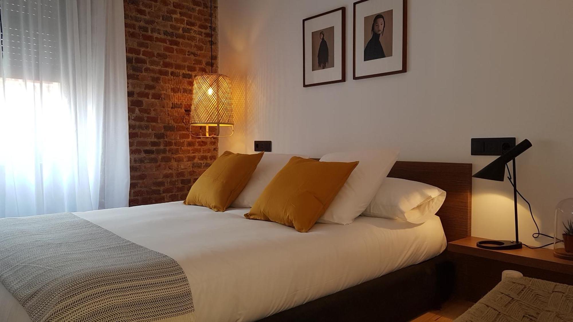 13 Guest house Leon