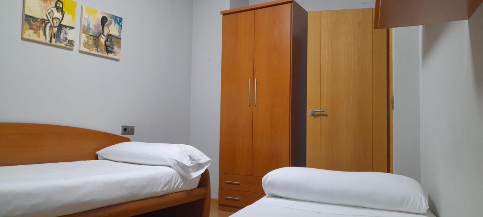 19 Living Apartment *