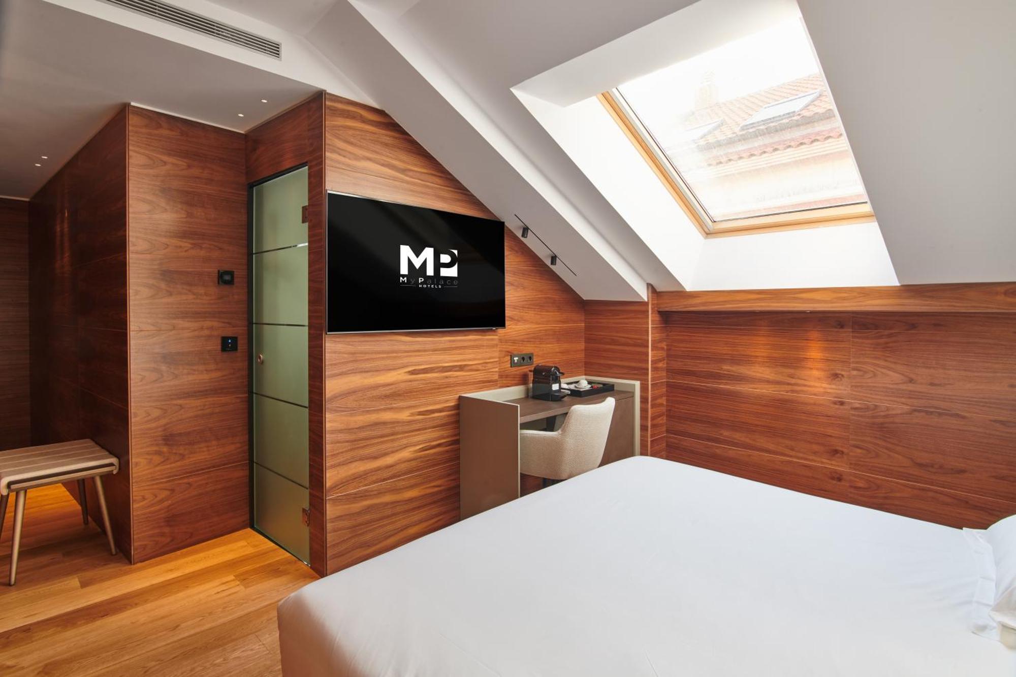 Mypalace Hotel 4*