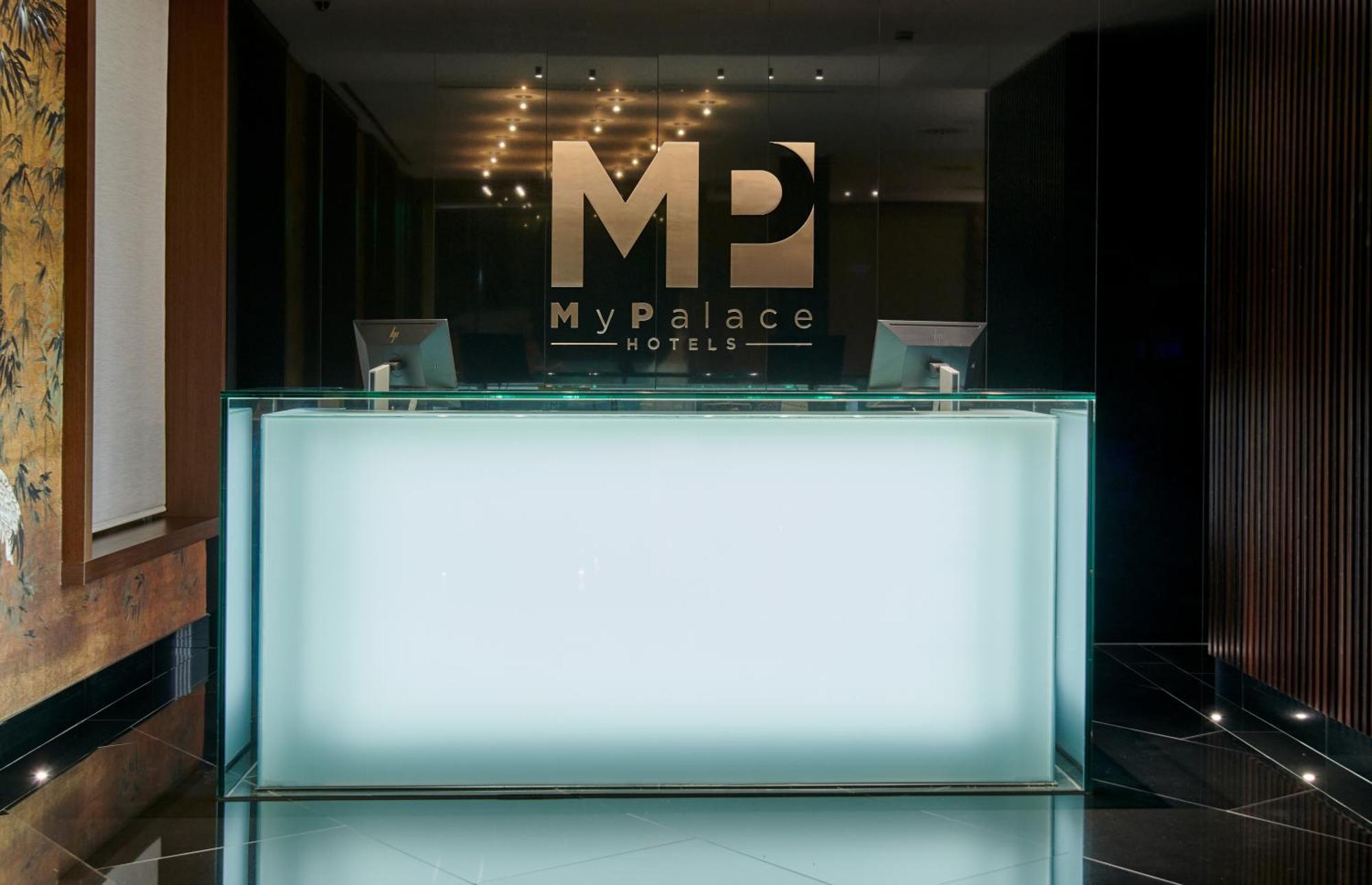 Mypalace Hotel León