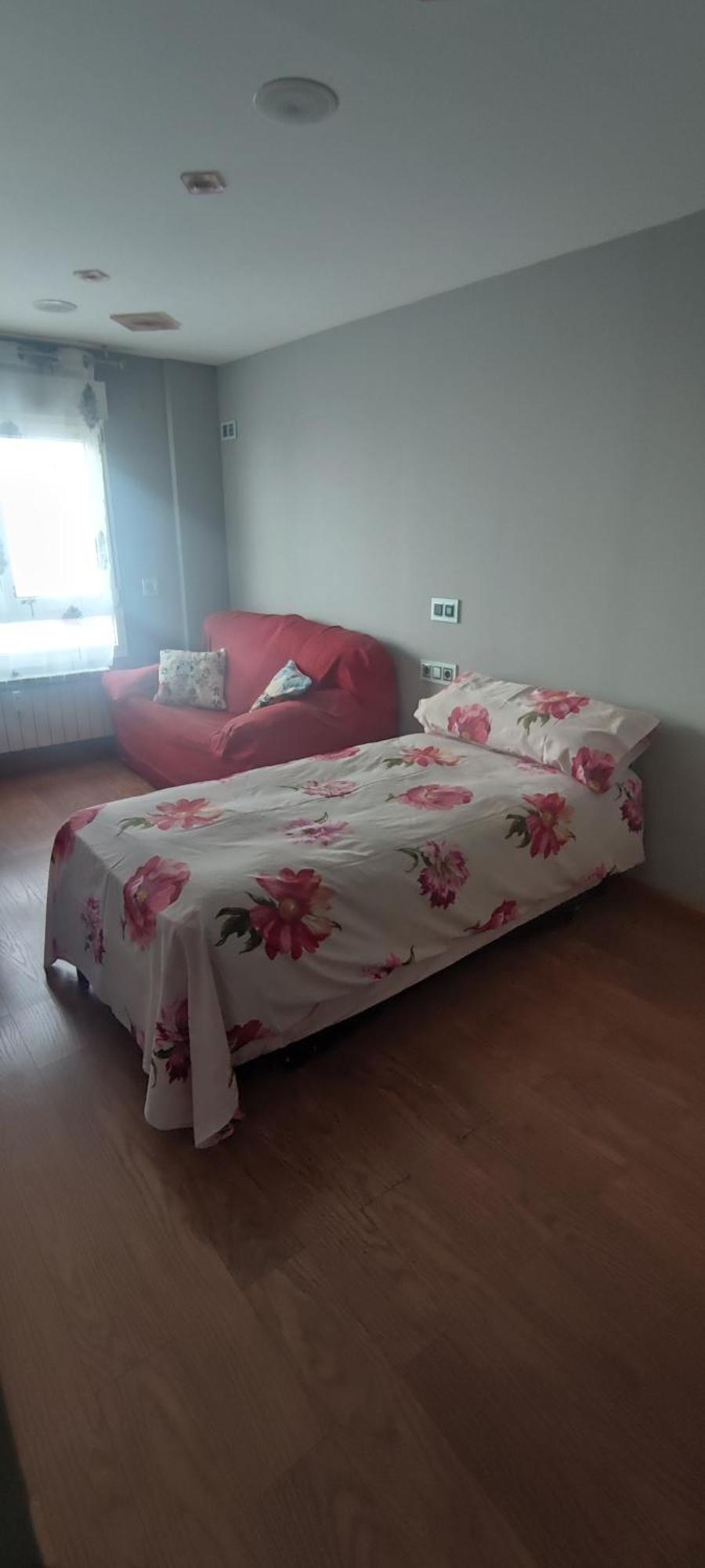 Calle Renueva Apartment *