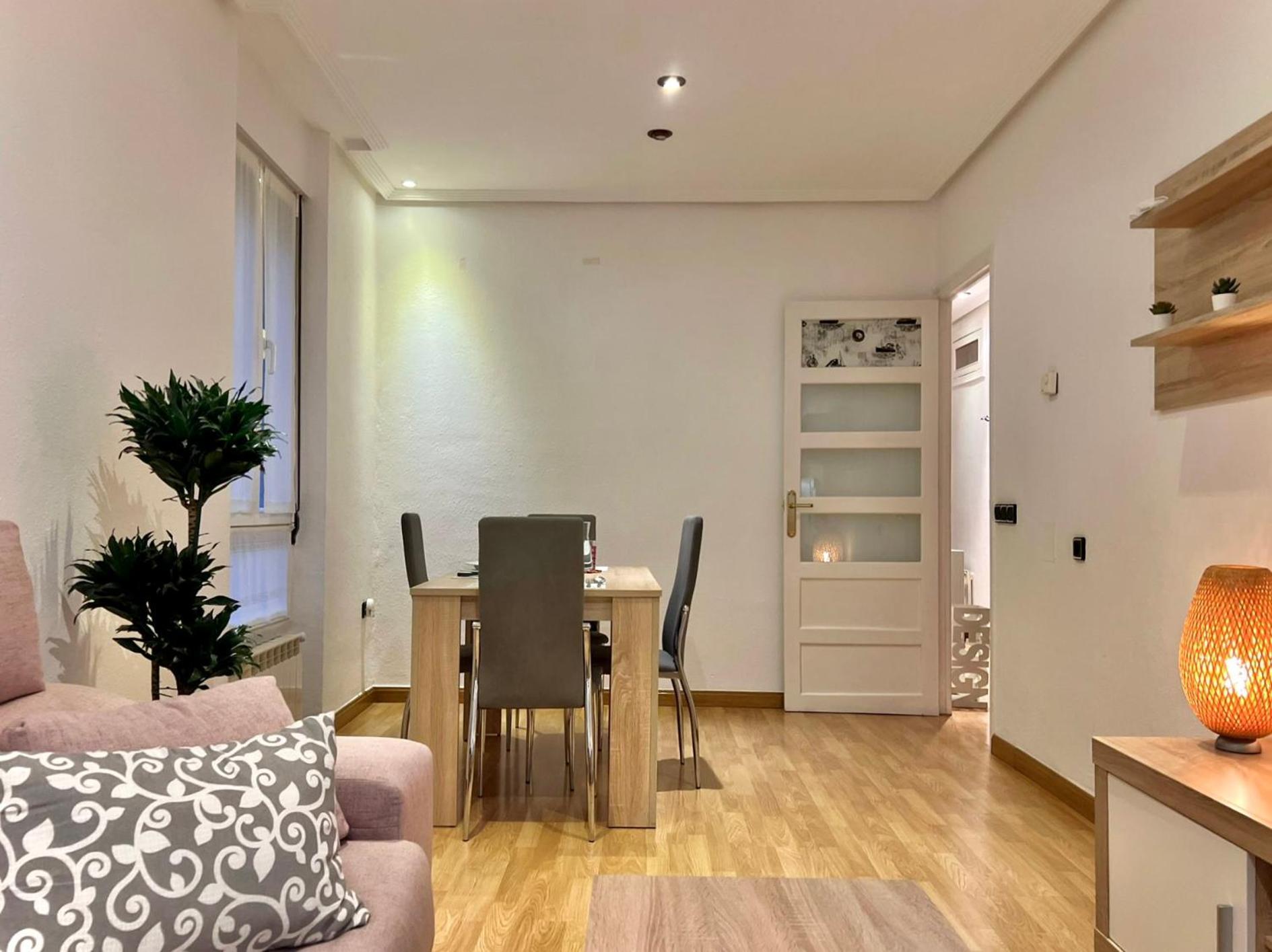 Blue Et Rose By Aroom Vut-le-966 Apartment