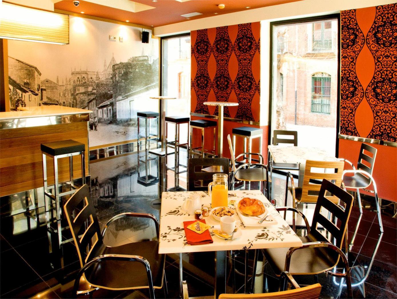 Hotel Qh Centro 3*