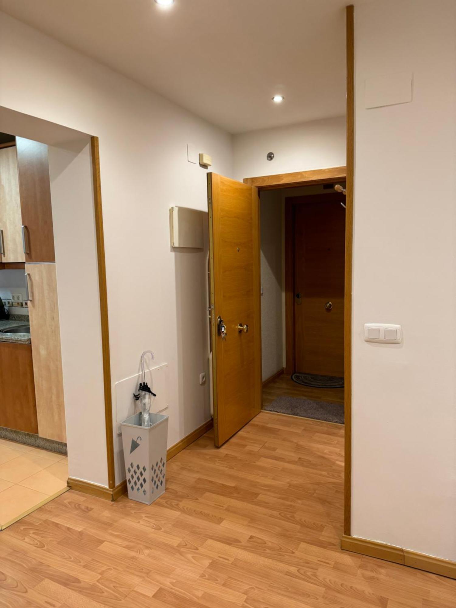 Berrueta 11-2c Humedo Apartment Leon