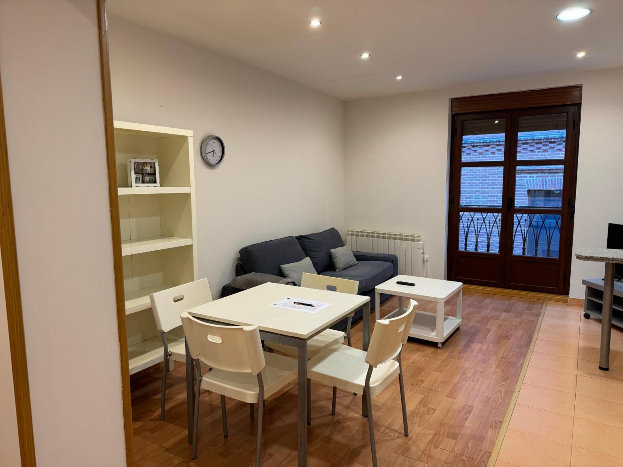 Apartamento Berrueta 11-2c Humedo León