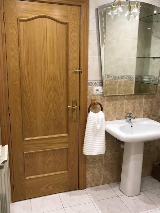 Disfruta En Duplex A 350m De La Catedral Apartamento León