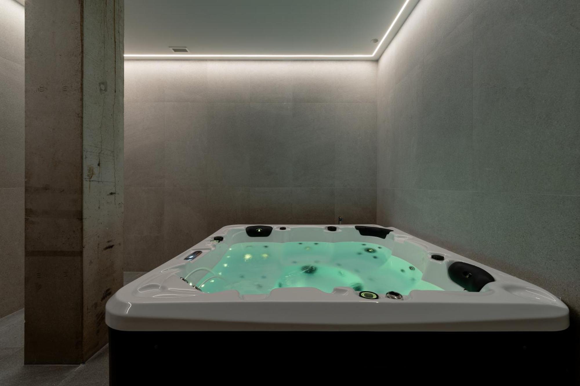 2h Living Apartment *