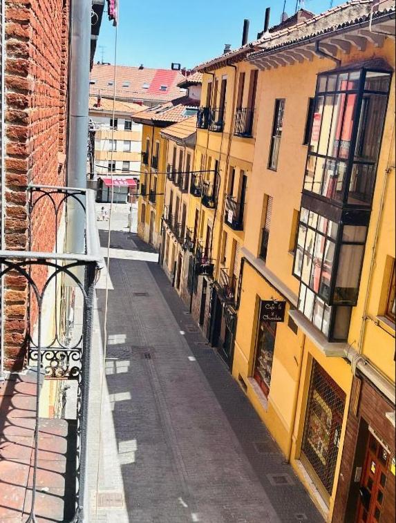 Pensión Arquitecto De La Vida- Plaza Mayor León