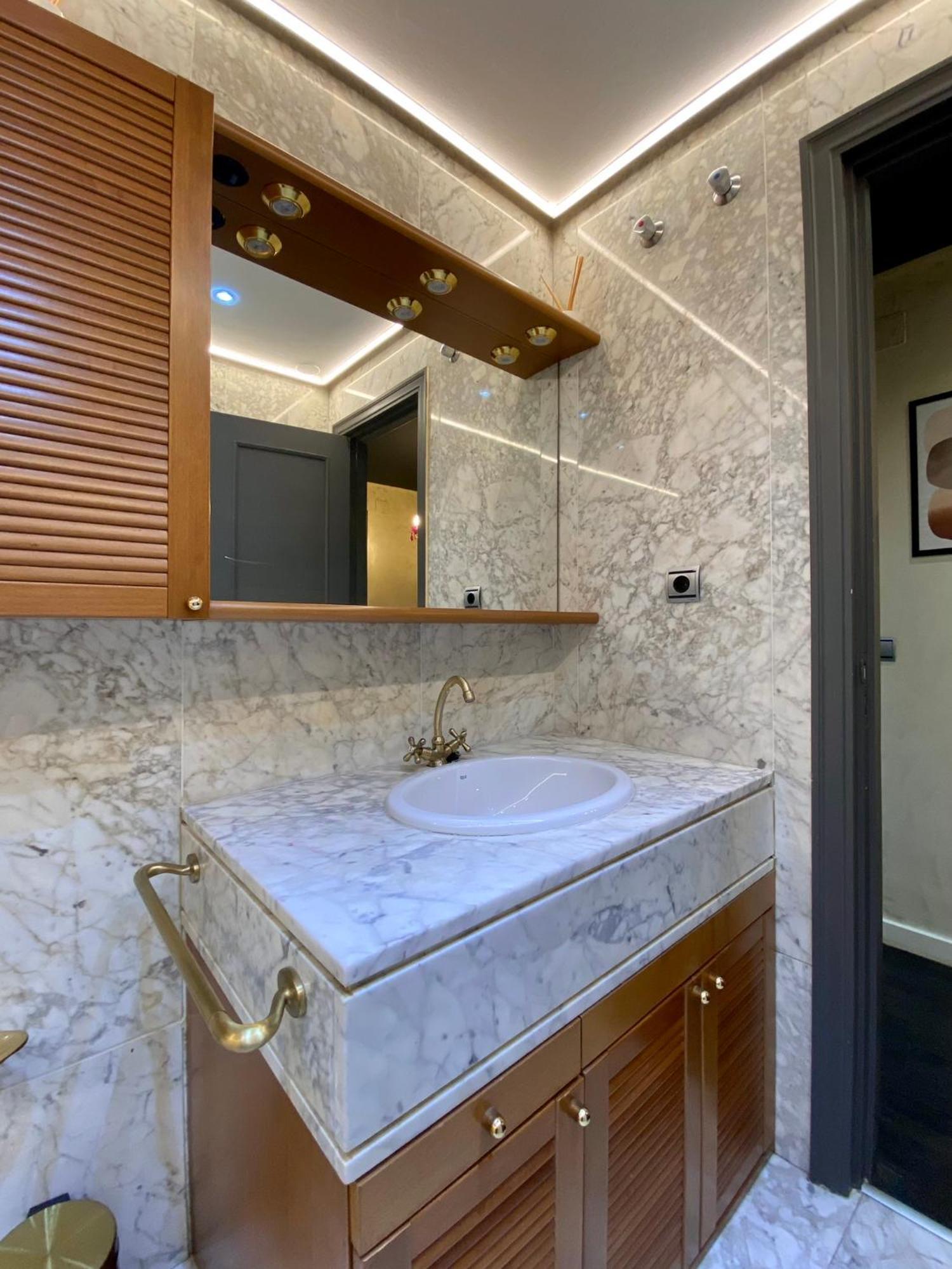 Misericorde Ii By Aroom - Vut Le 971 Apartamento