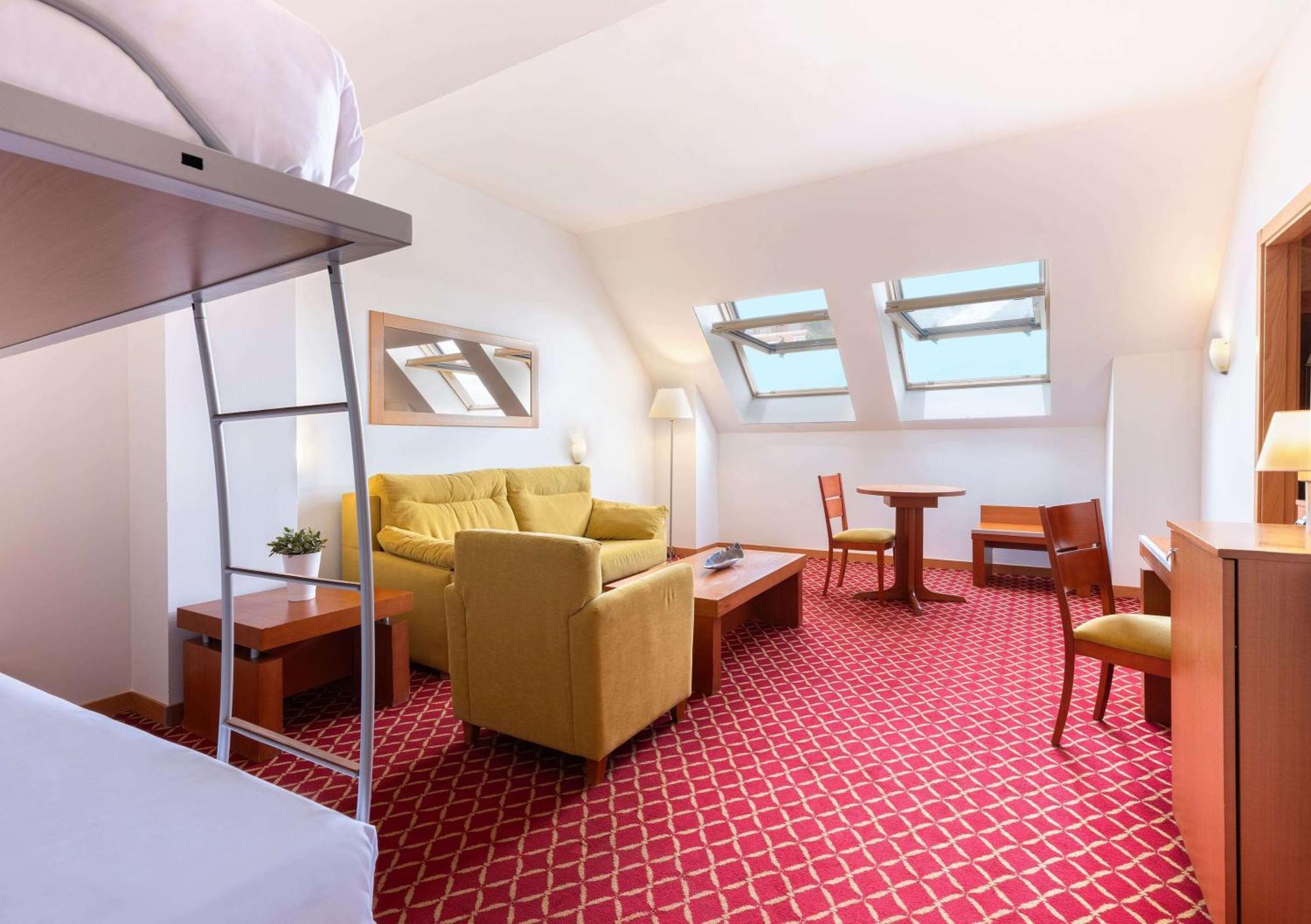 Camino Affiliated By Meliá Hotel 4*
