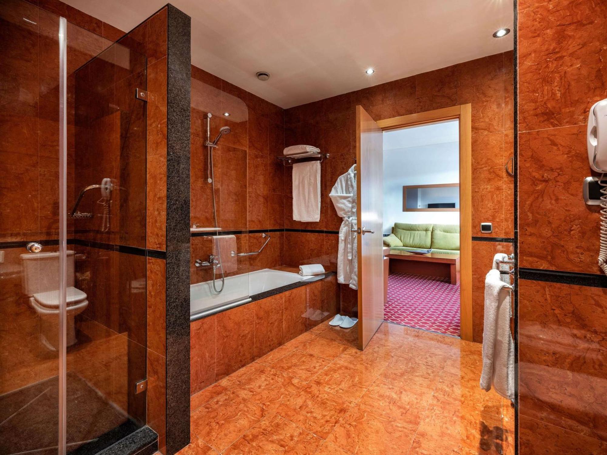 Hotel Camino Affiliated By Meliá 4*