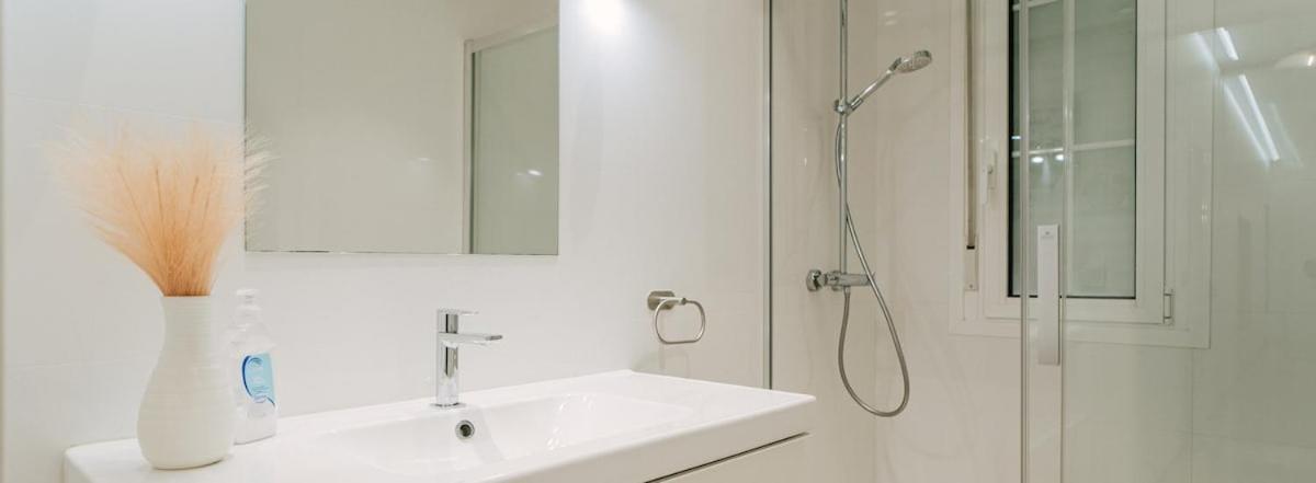 Lujoso Y Amplio Con Parking Incluido Apartment Leon