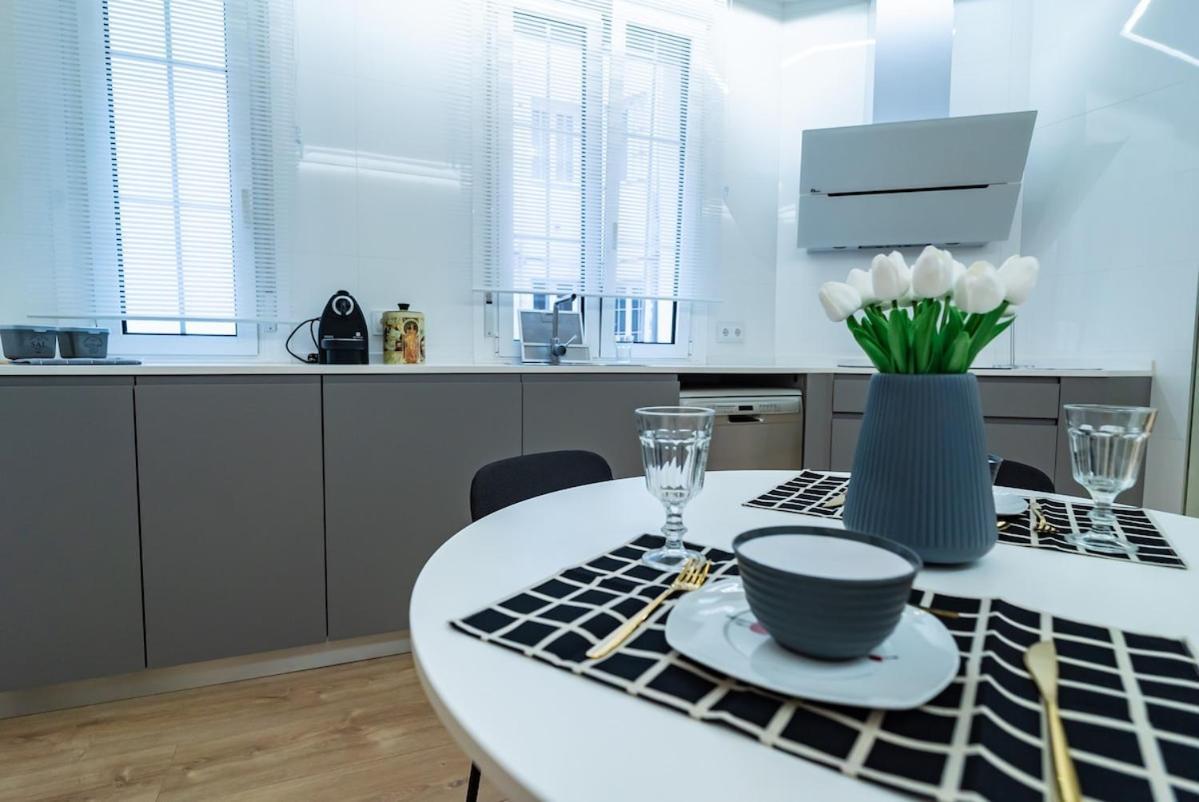 Apartment Lujoso Y Amplio Con Parking Incluido