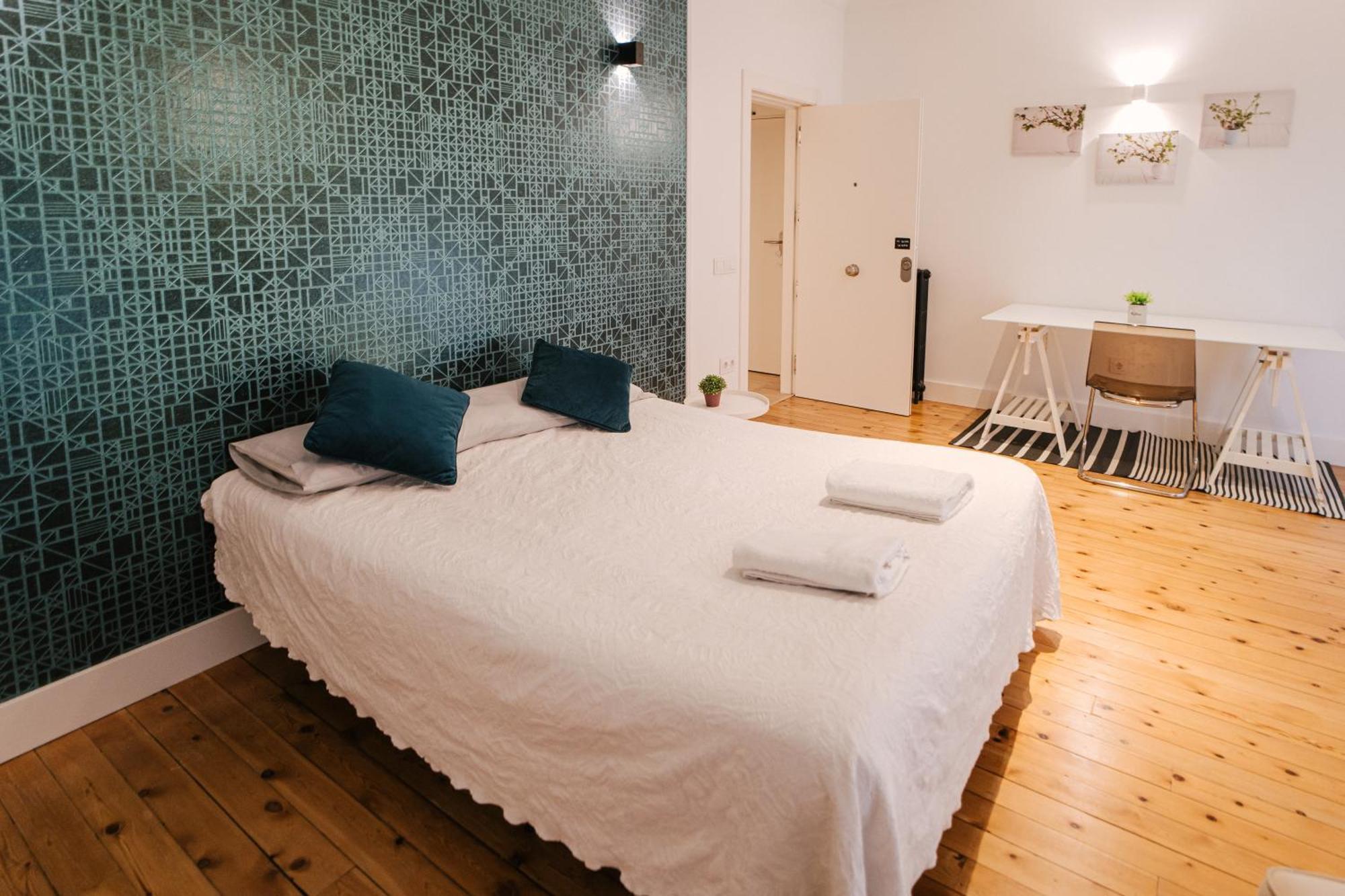 Lujoso Y Amplio Con Parking Incluido Apartment *