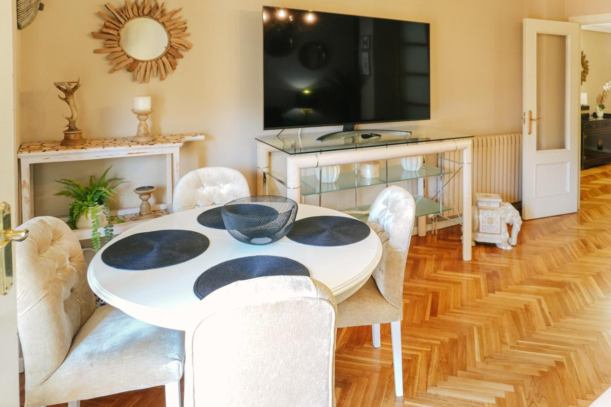 Apartamento Plaza Mayor Humedo Con Parking Incluido *