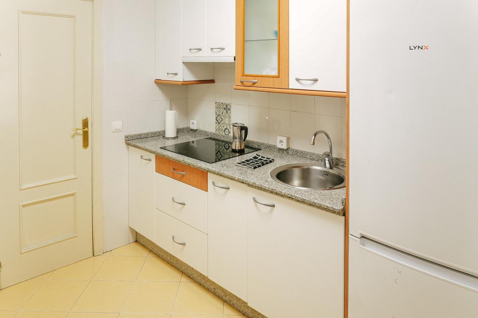 Apartamento Plaza Mayor Humedo Con Parking Incluido