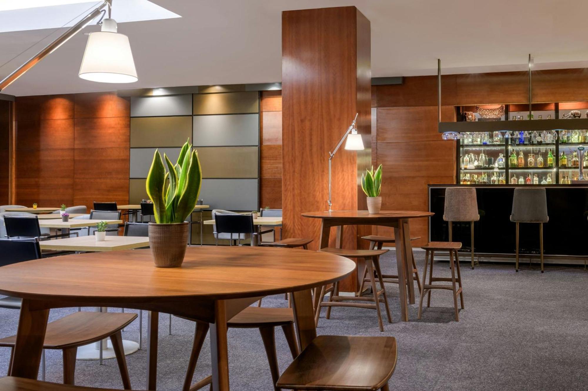 Ac San Antonio By Marriott León