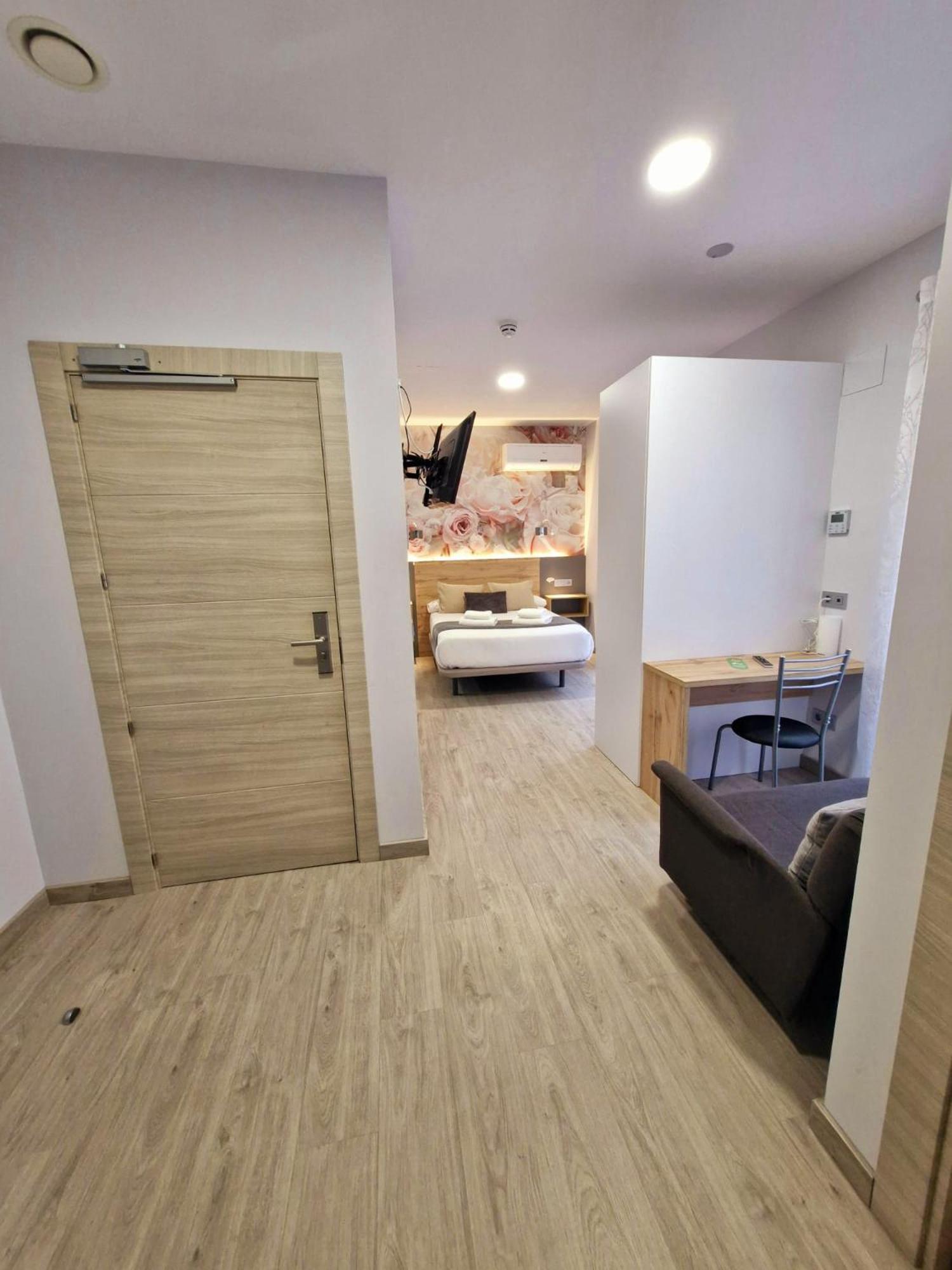 Feeling - Suites&rooms Pensión