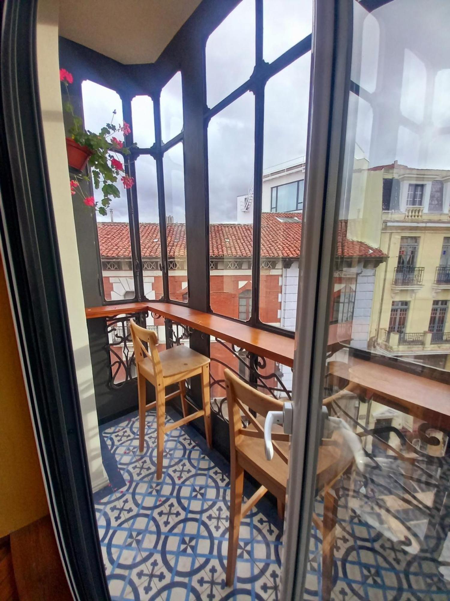 Hostal Leon Hostel *