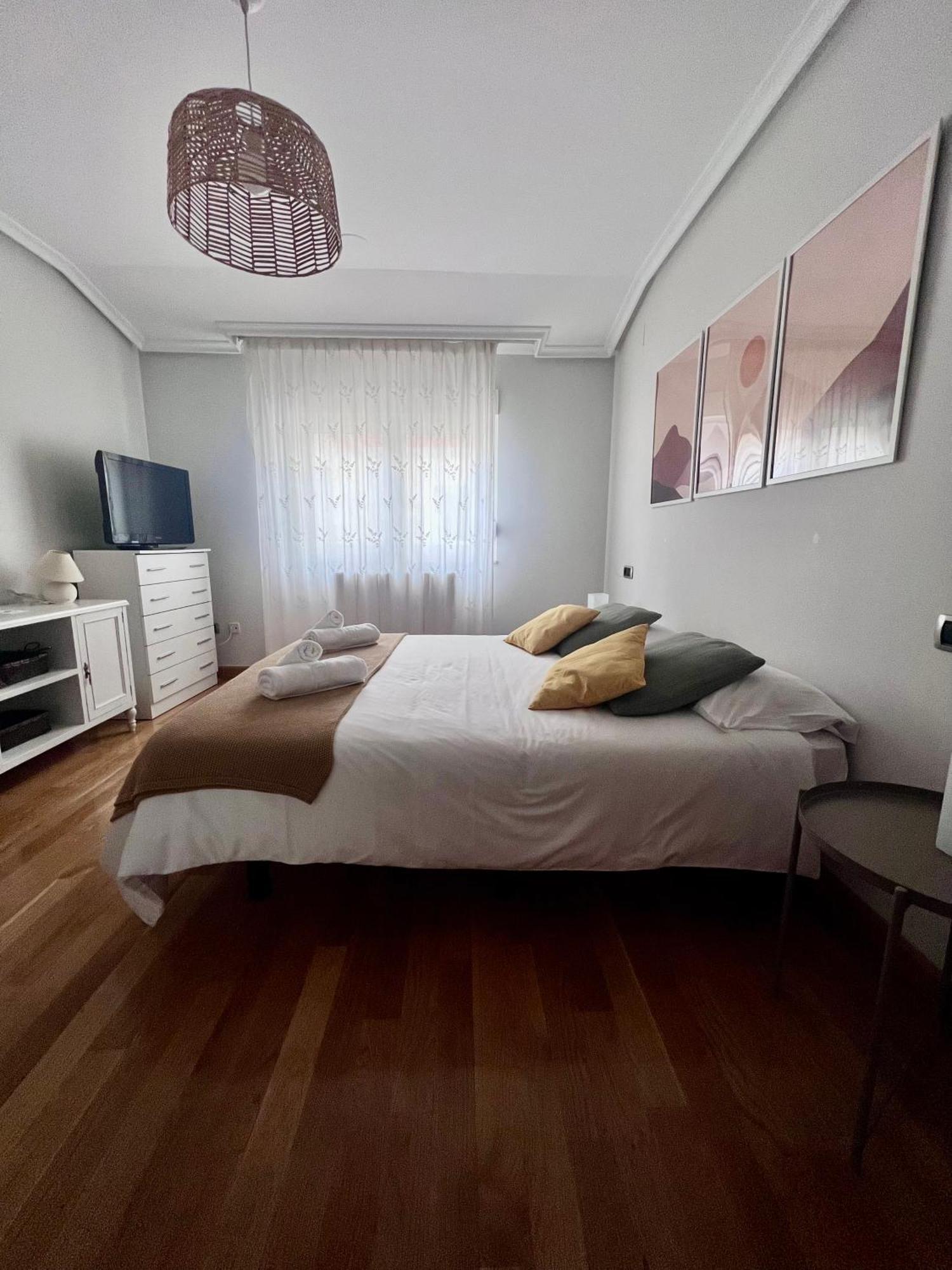 Atico A 100m De La Catedral Vut-le-830 Apartamento León