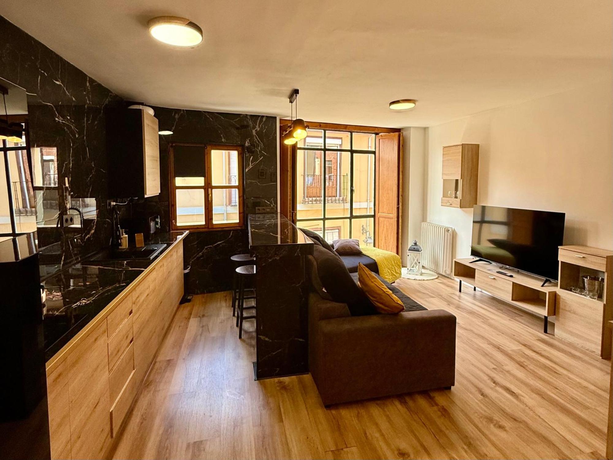 Vivienda Plaza Mayor Apartment *