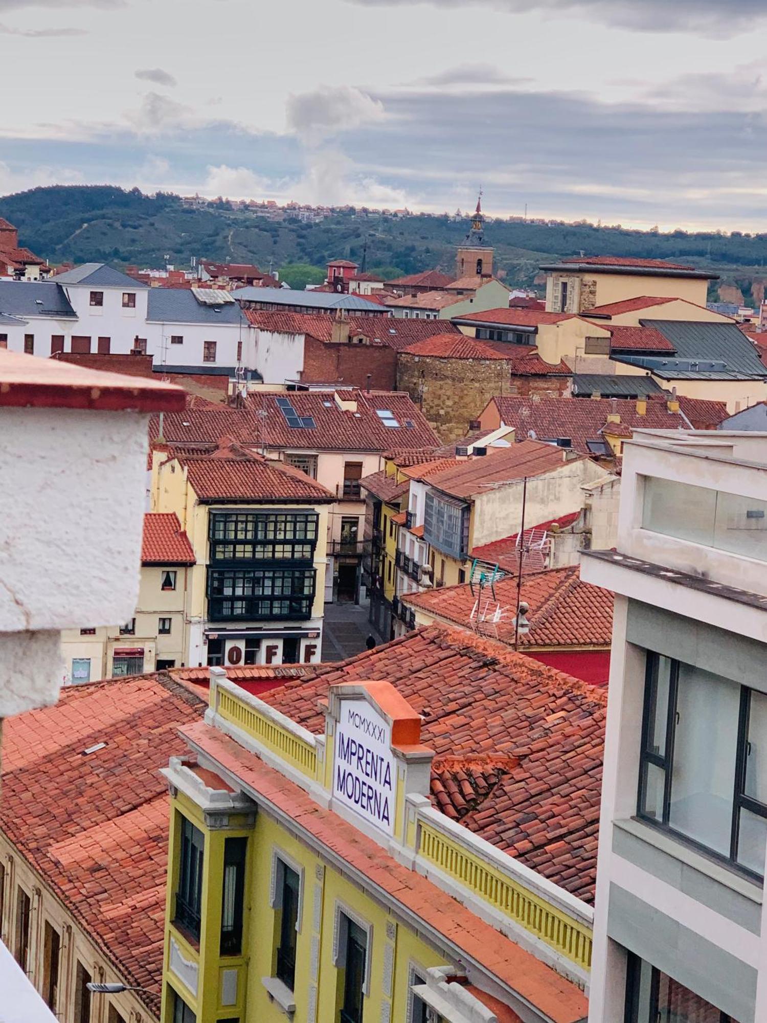 Plaza Mayor- Single Bed and breakfast León