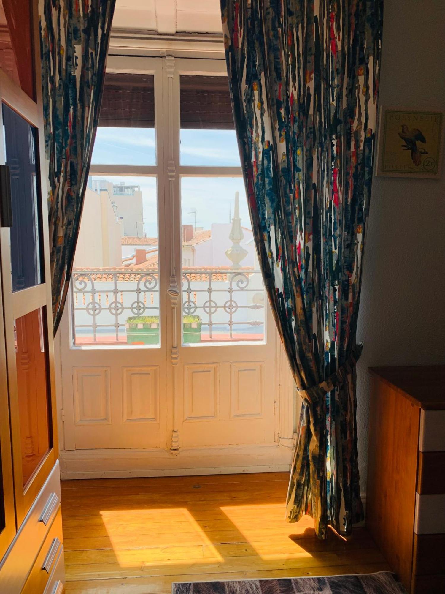 Plaza Mayor- Single Bed and breakfast