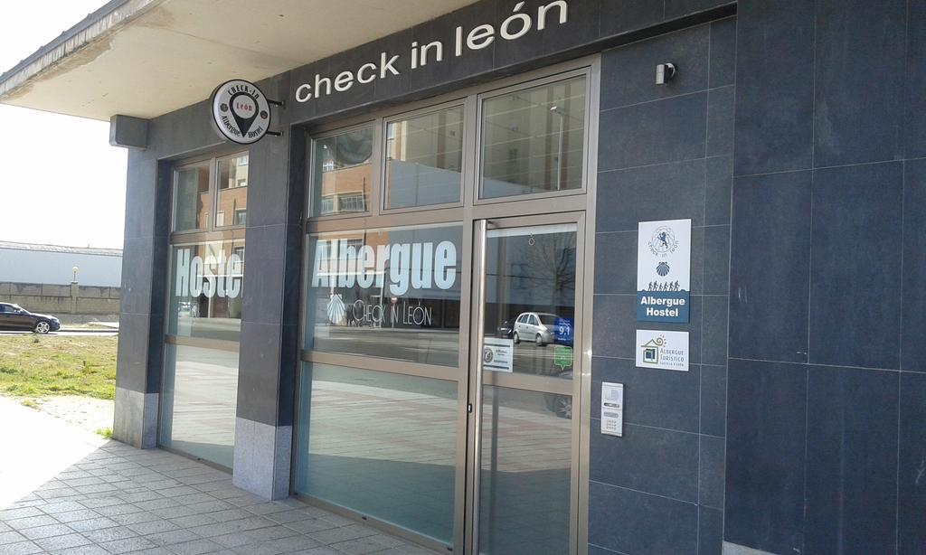 Hostal Check In