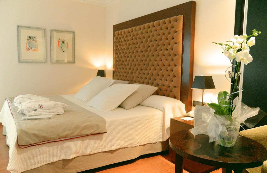 Hotel Fc Infantas De León