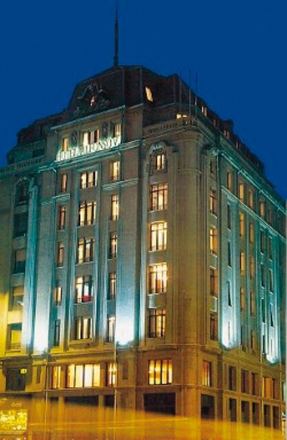 Occidental Alfonso V Hotel 4*