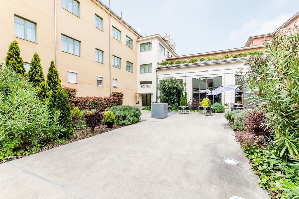 Hotel Hospedería Monástica Pax