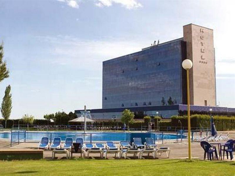 Hotel Cortes De 4*