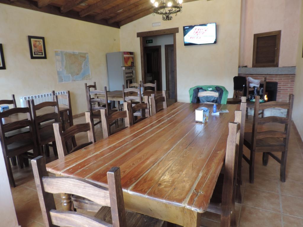 Hostal Santo Tomás De Canterbury *