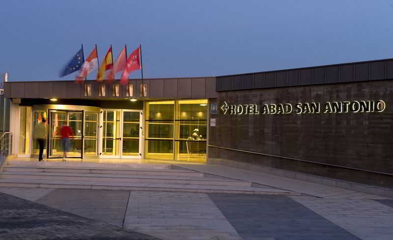 Hotel Abad San Antonio León