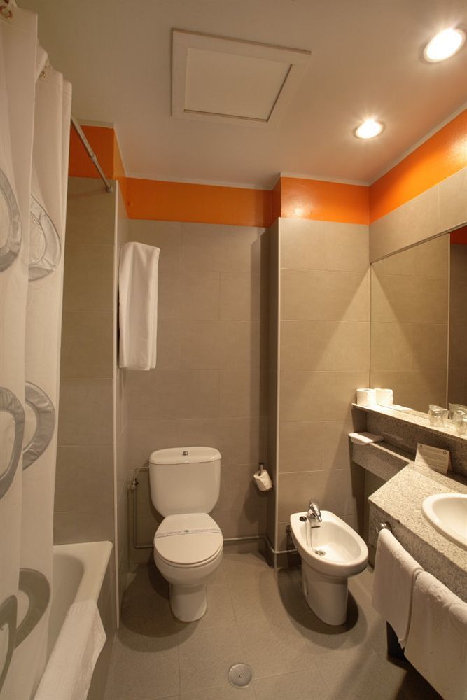 Crisol Quindós Hotel 3*