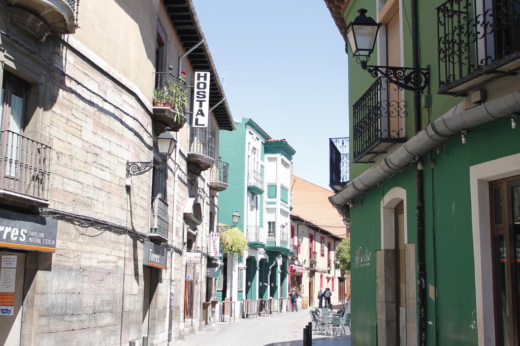 Pensión San Martin León