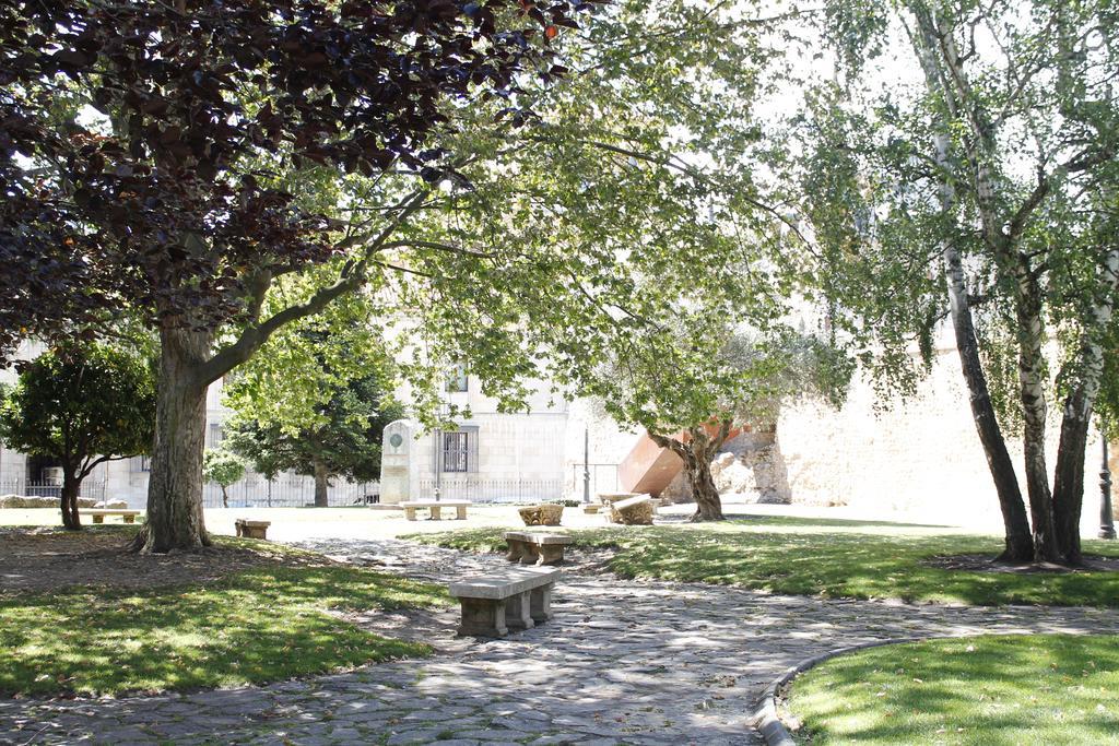 San Martin * León