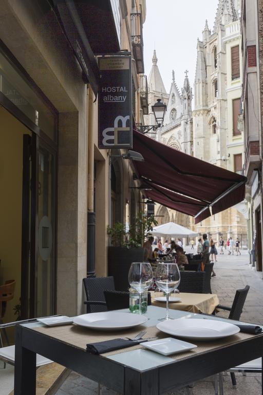 Albany Ancha Pensión 5*