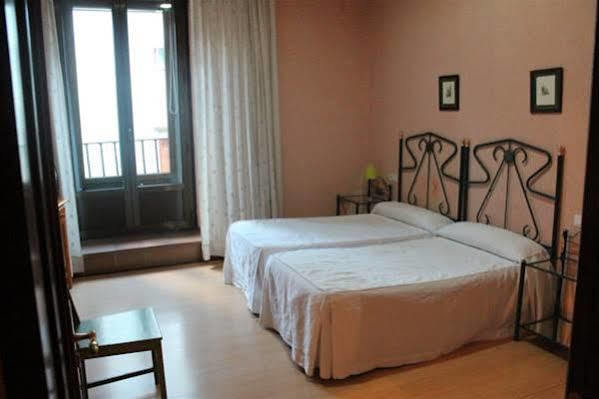 San Martin Guest house *