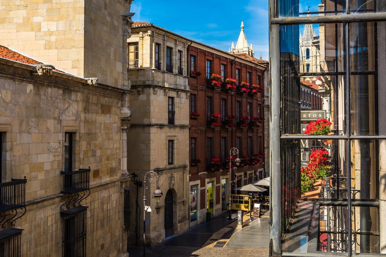 Covent Garden By Gaiarooms *
